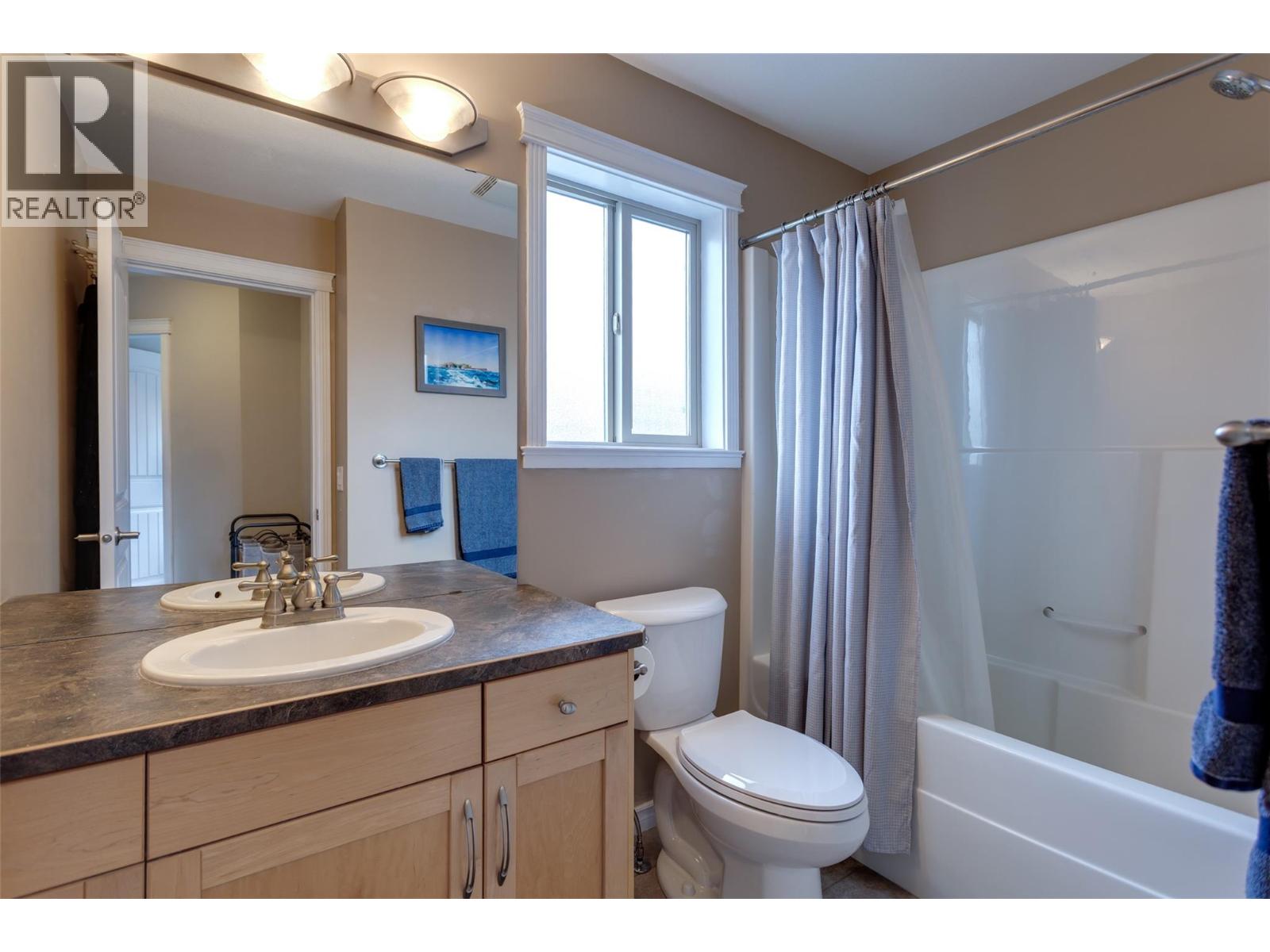 15 1798 Olympus Way, West Kelowna