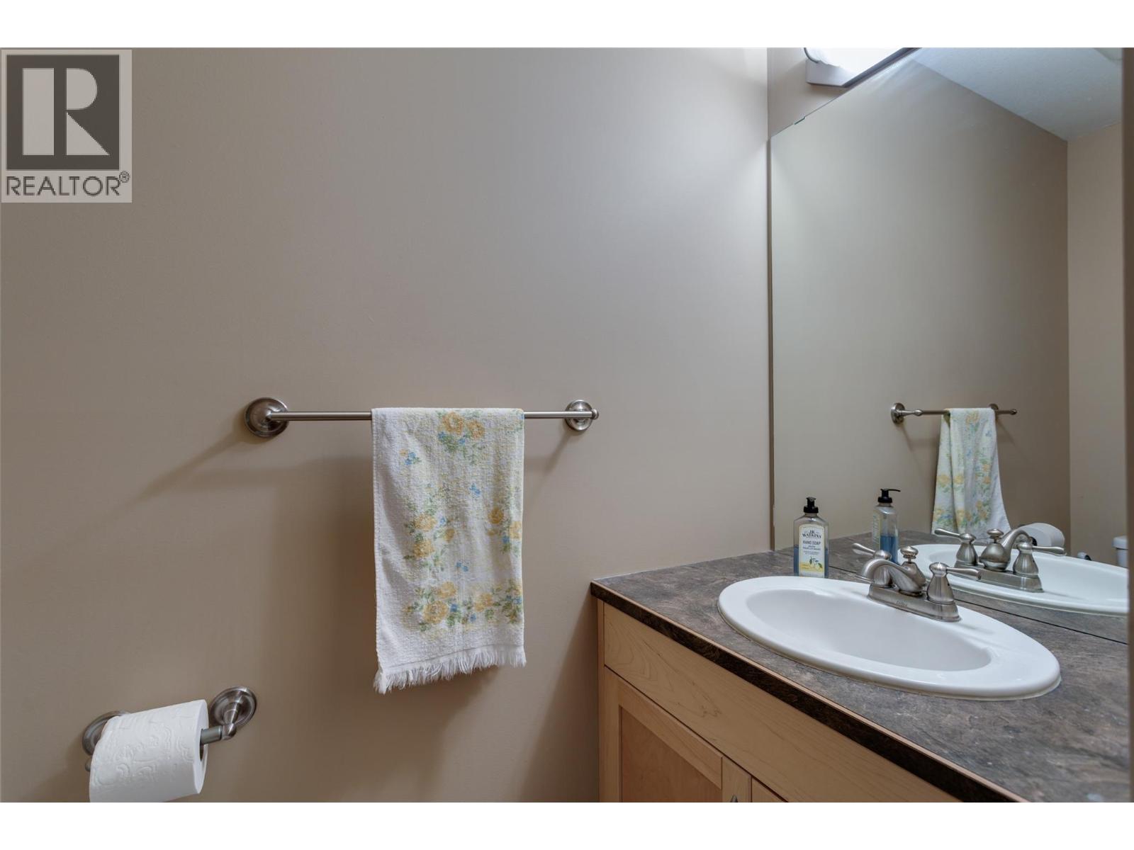 15 1798 Olympus Way, West Kelowna