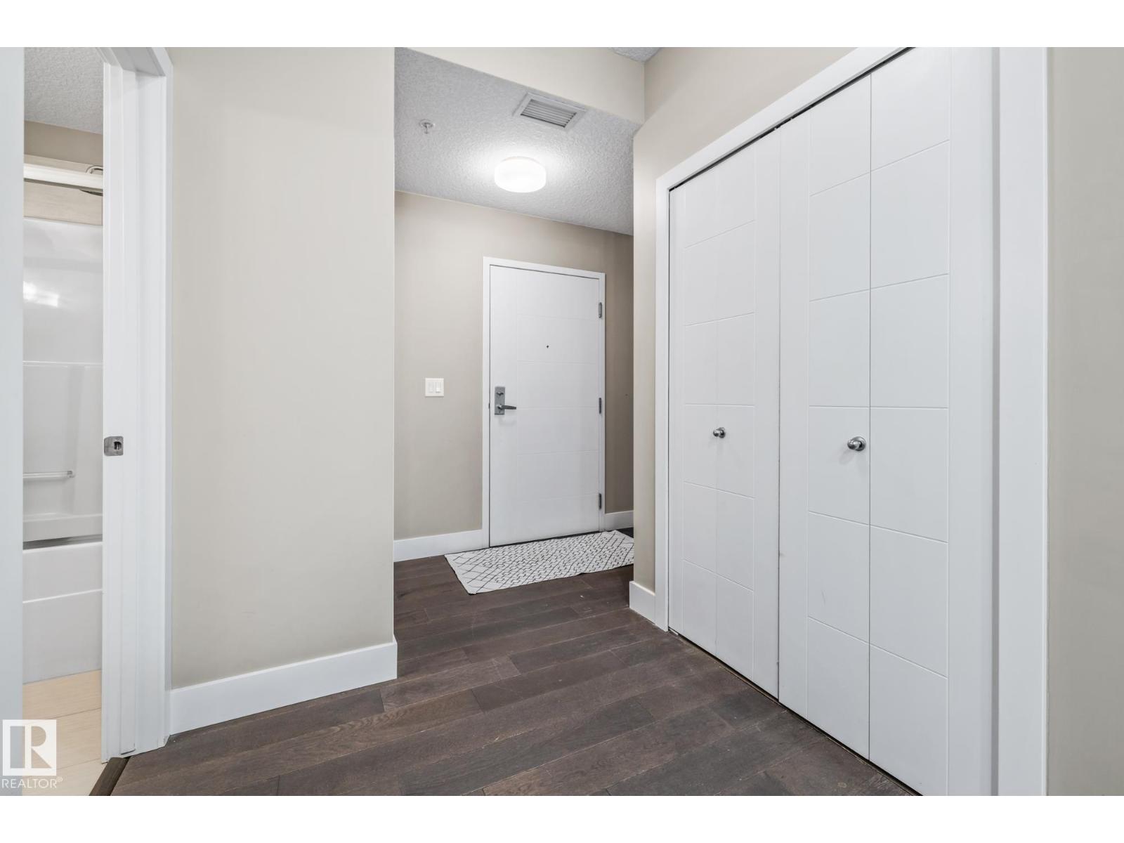 #203 10006 83 Ave NW, Edmonton