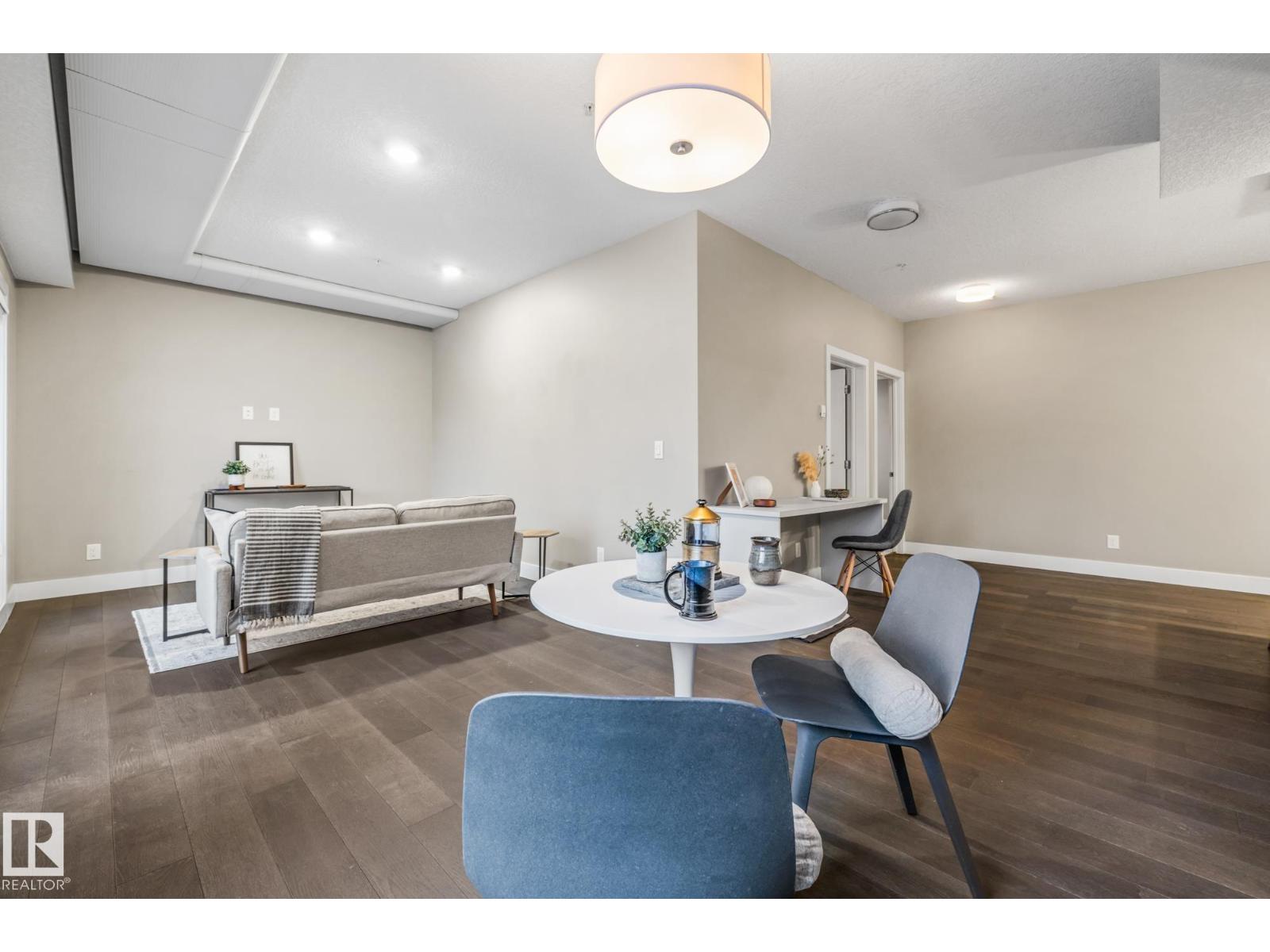 #203 10006 83 Ave NW, Edmonton