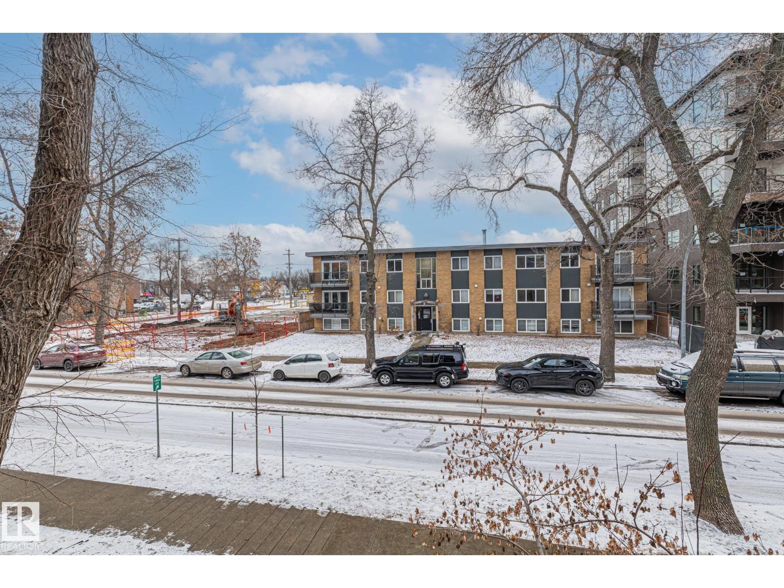 #203 10006 83 Ave NW, Edmonton