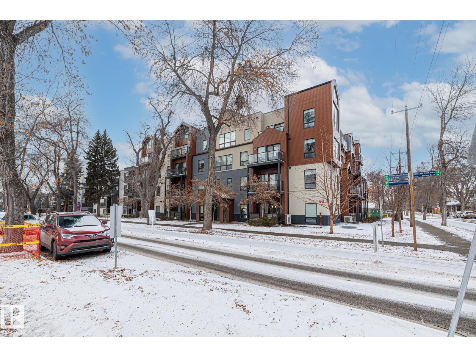 #203 10006 83 Ave NW, Edmonton