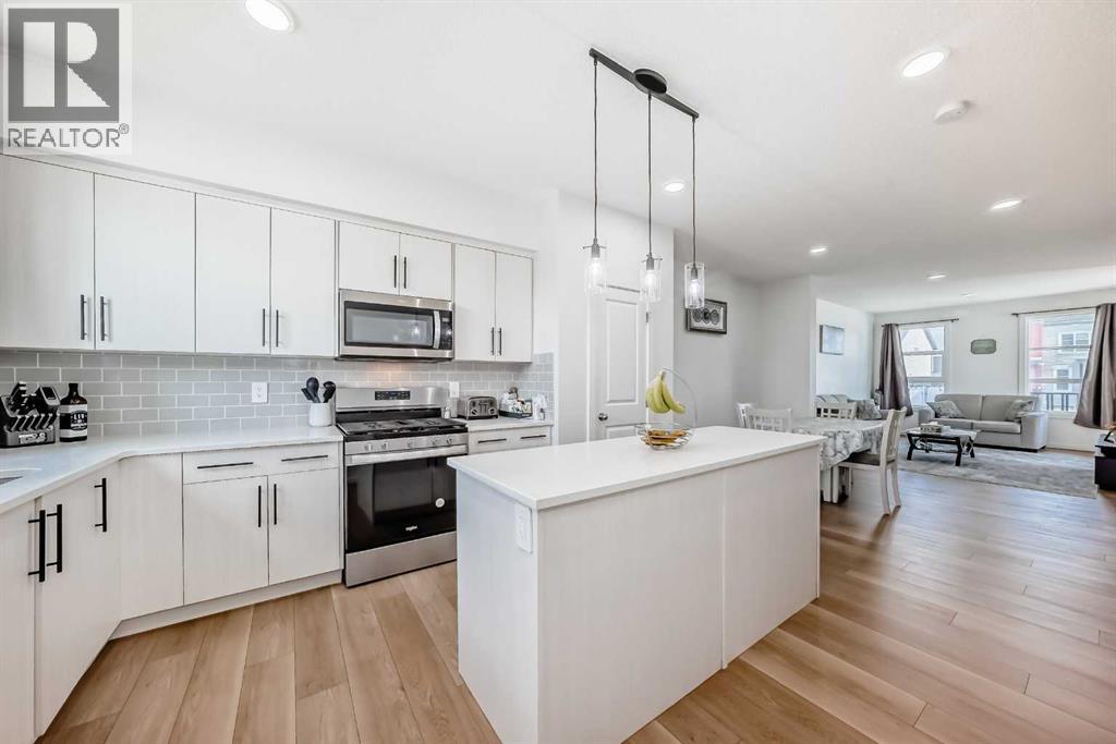 197 Belmont Drive SW, Calgary, Alberta