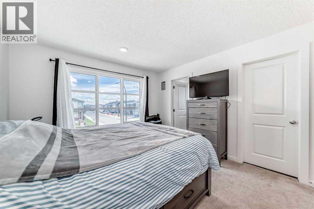 Single Family House for Sale in  Belmont Drive SW Belmont Calgary 