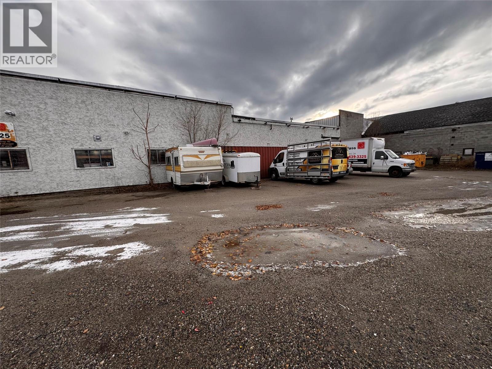 101 310 CO-OP Avenue, Oliver