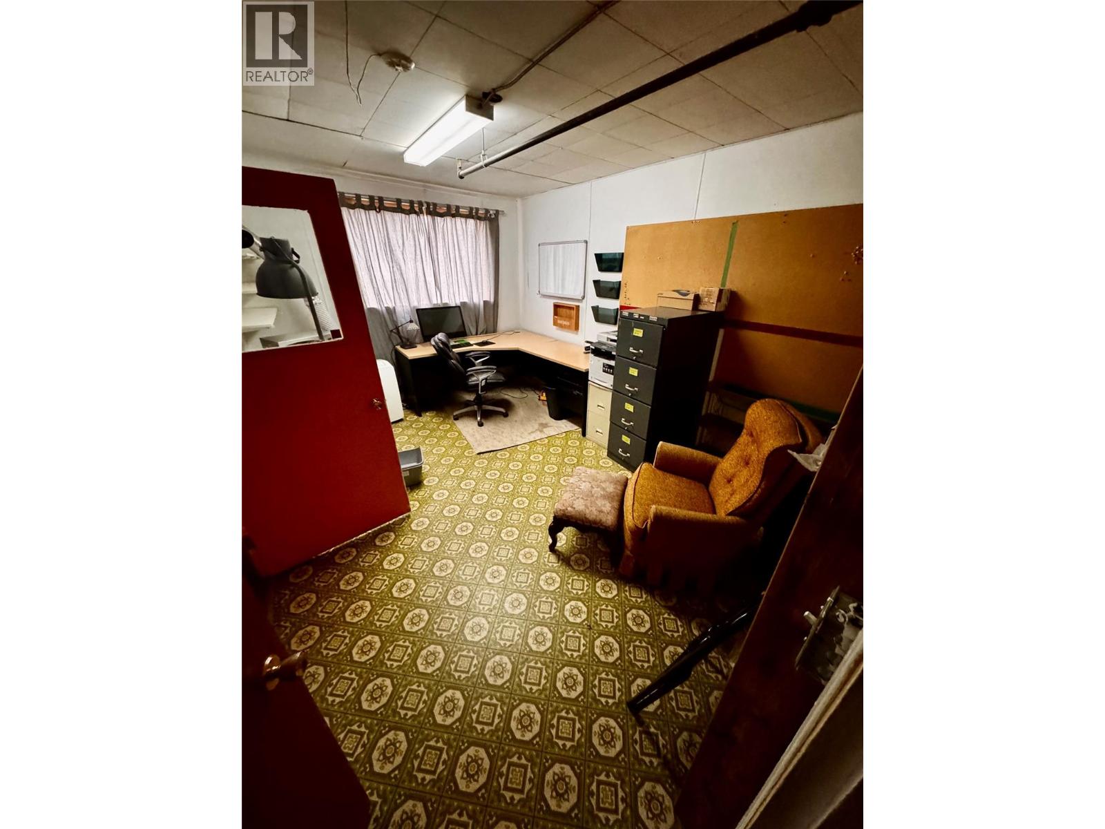 101 310 CO-OP Avenue, Oliver