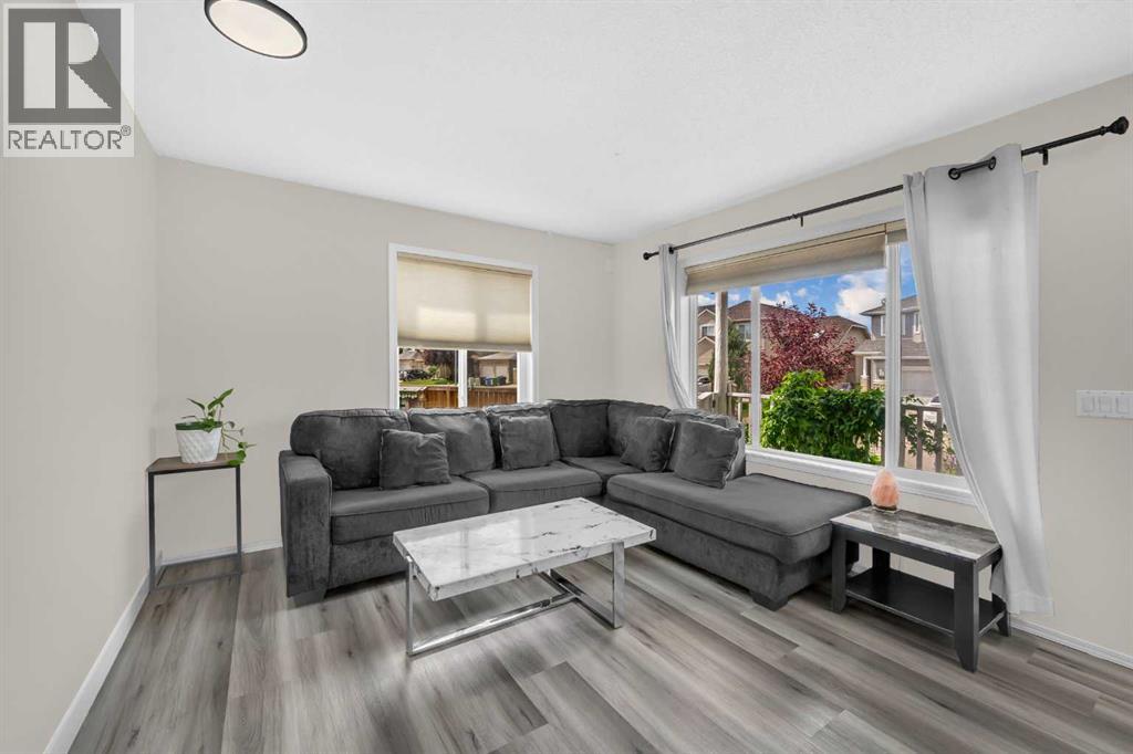 Single Family House for Sale in  Saddlecreek Terrace NE Saddle Ridge Calgary 