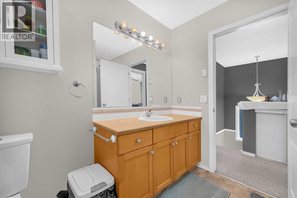 Single Family House for Sale in  Saddlecreek Terrace NE Saddle Ridge Calgary 