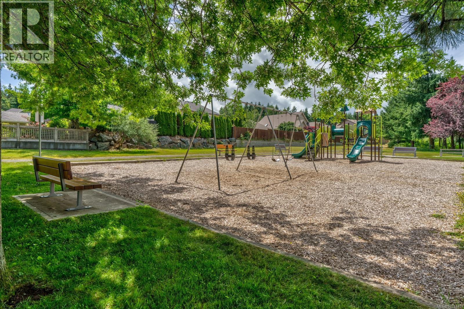 14 500 Corfield St S, Parksville