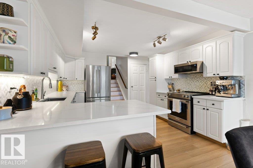 31 GRANDVIEW RG, St. Albert