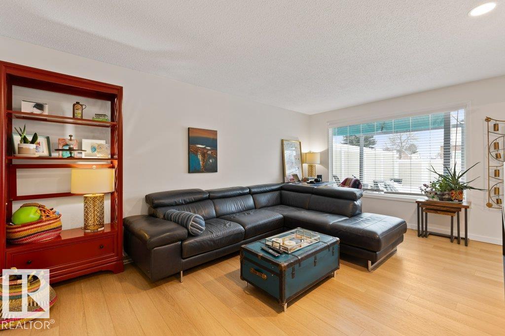 31 GRANDVIEW RG, St. Albert