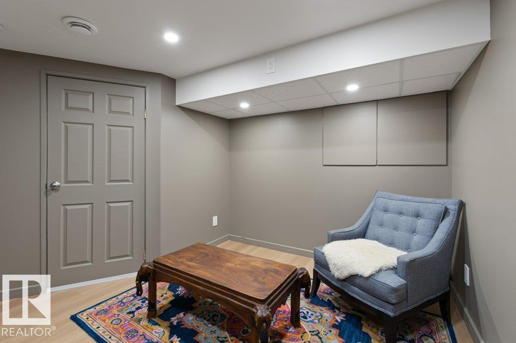 31 GRANDVIEW RG, St. Albert