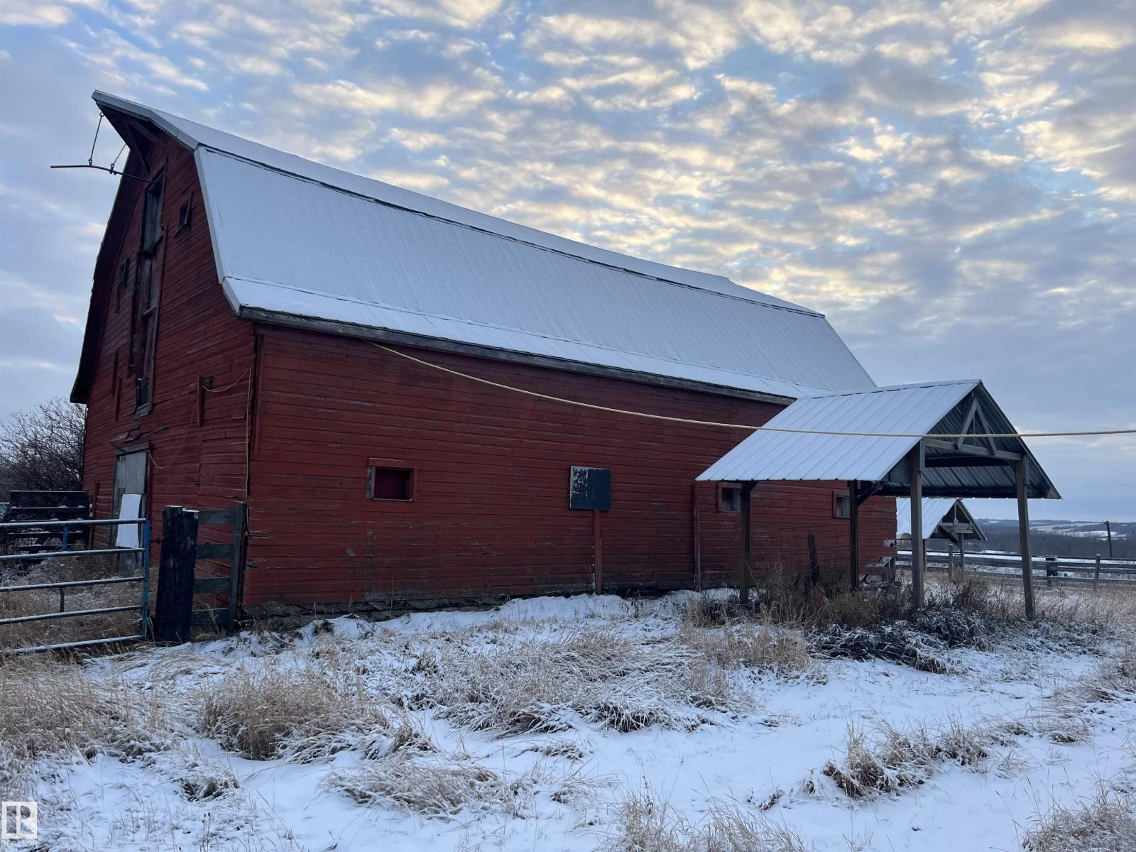 23107 TWP ROAD 564, Rural Sturgeon County