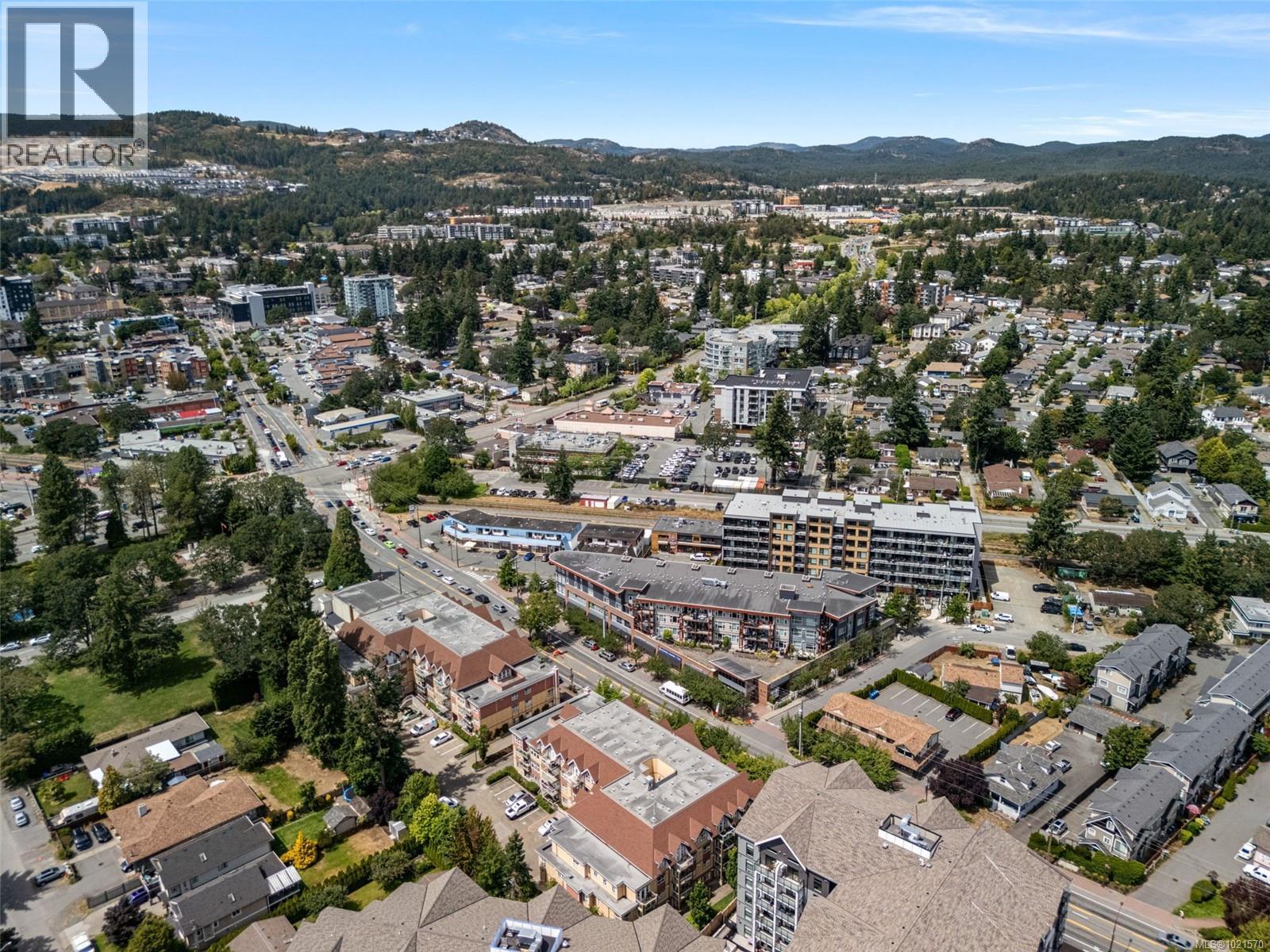 315 663 Goldstream Ave, Langford