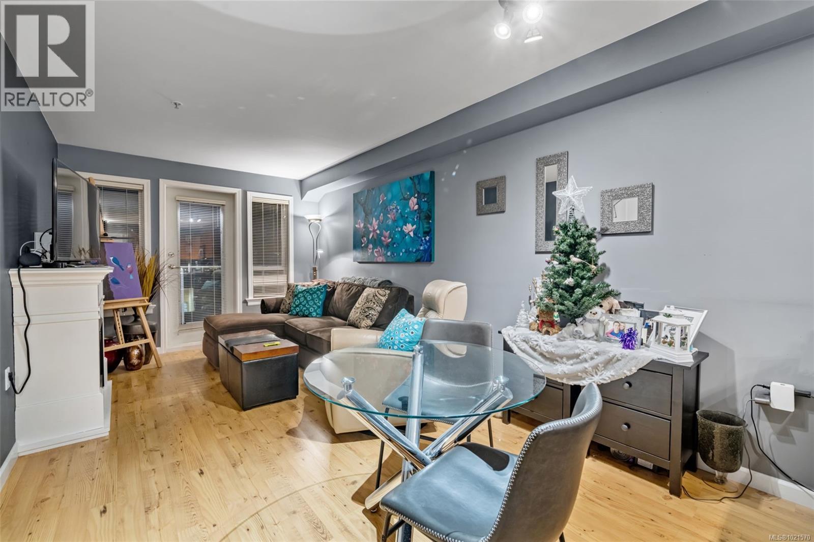 315 663 Goldstream Ave, Langford