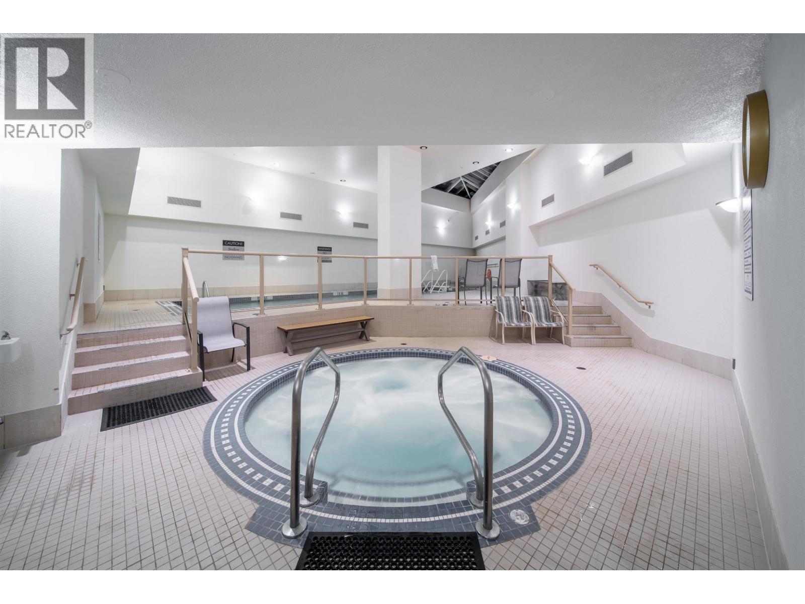 906 1288 MARINASIDE CRESCENT, Vancouver