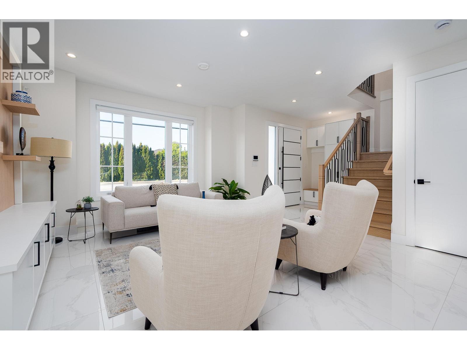 4242 WILLIAMS Road, Richmond