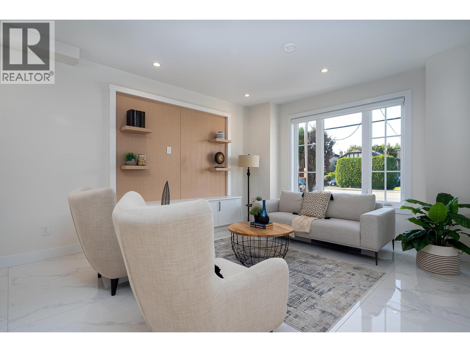 4242 WILLIAMS Road, Richmond