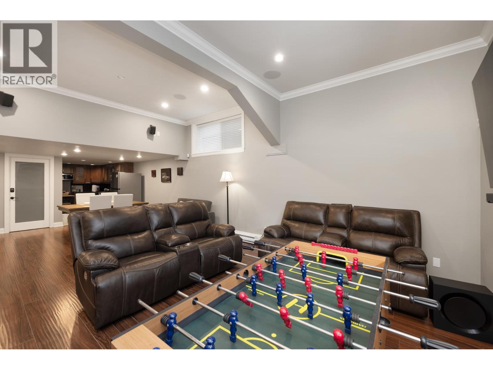 4050 ST. PAULS AVENUE, North Vancouver