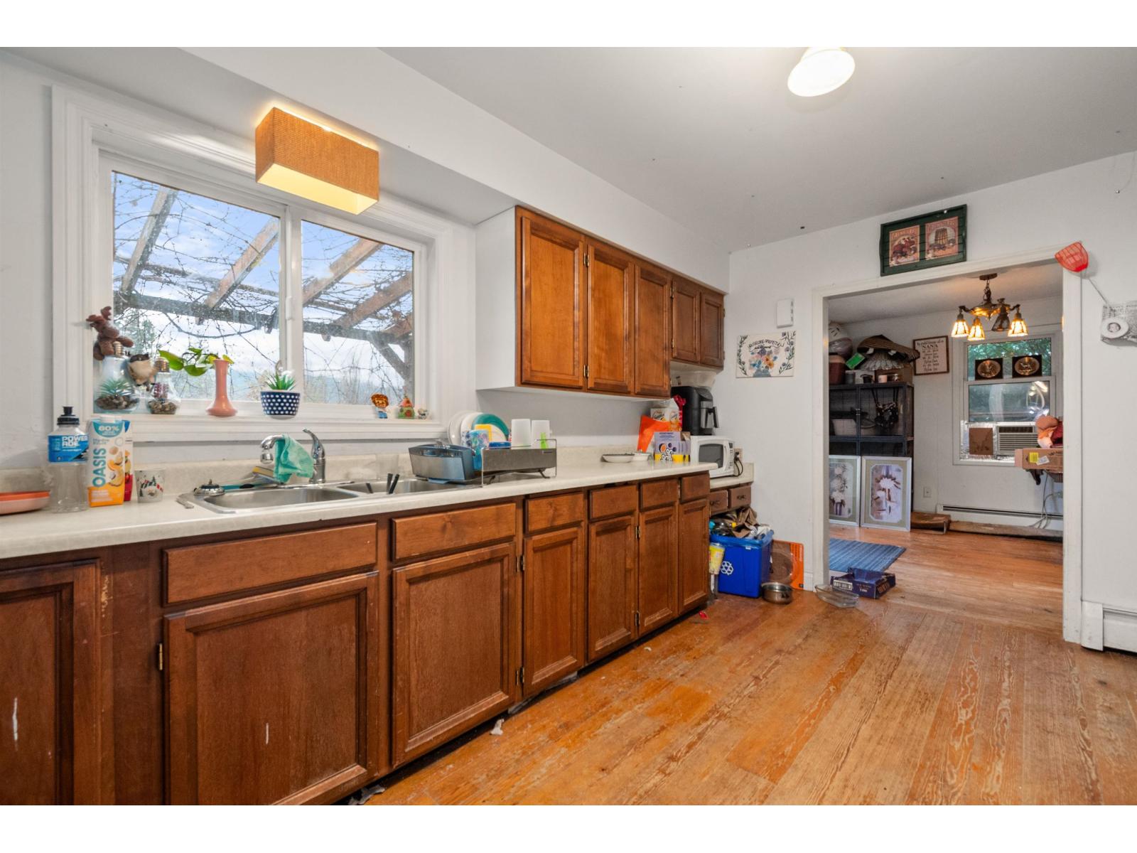 1883 AGASSIZ AVENUE, Agassiz, Agassiz