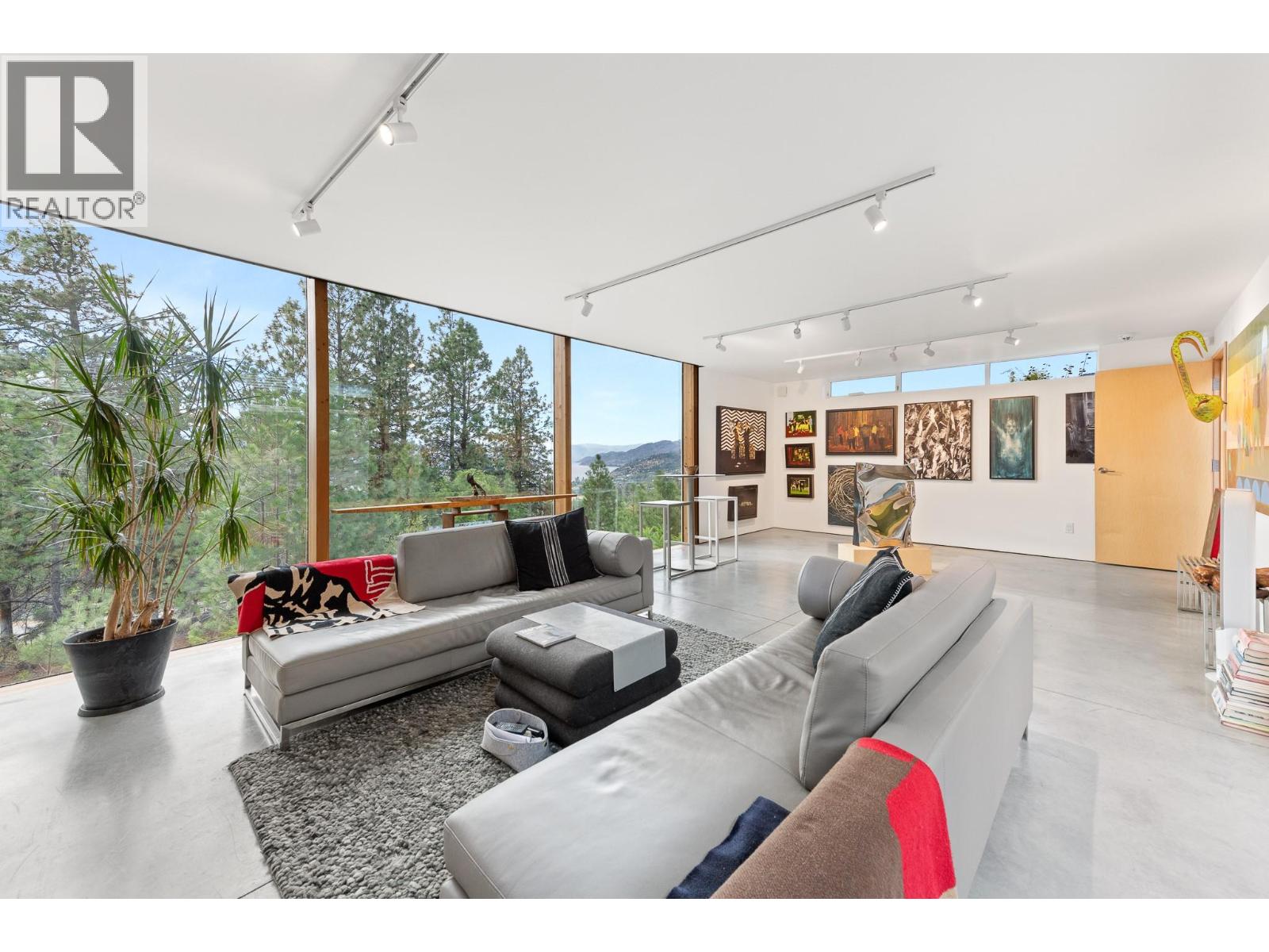 2843 Arawana Place, Naramata