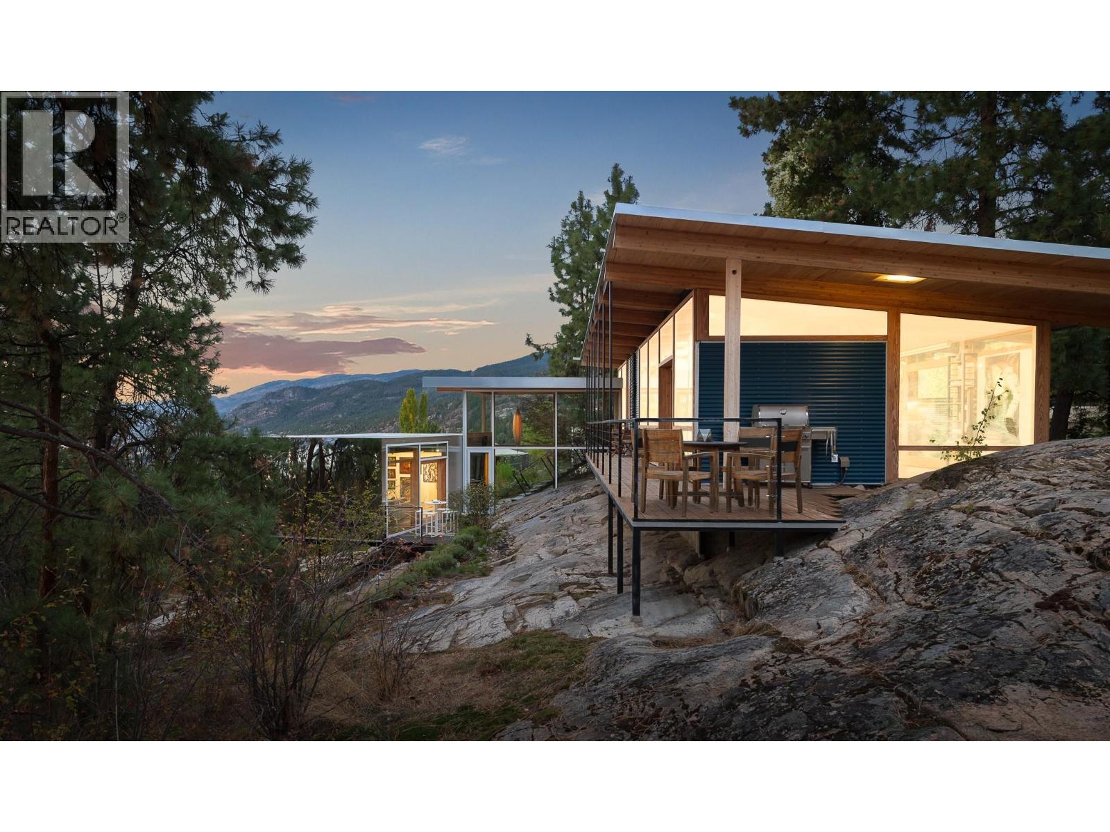 2843 Arawana Place, Naramata