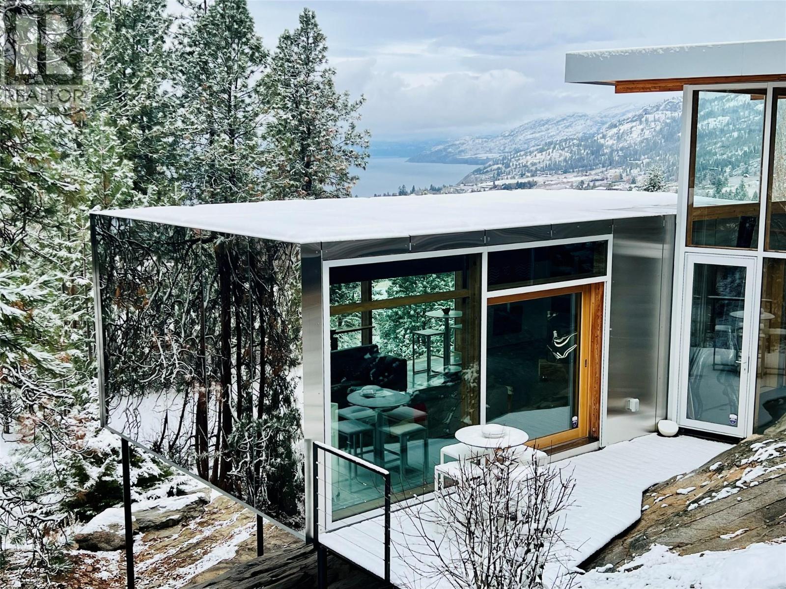 2843 Arawana Place, Naramata