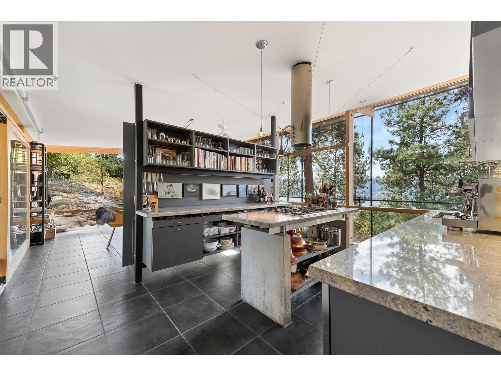 2843 Arawana Place, Naramata