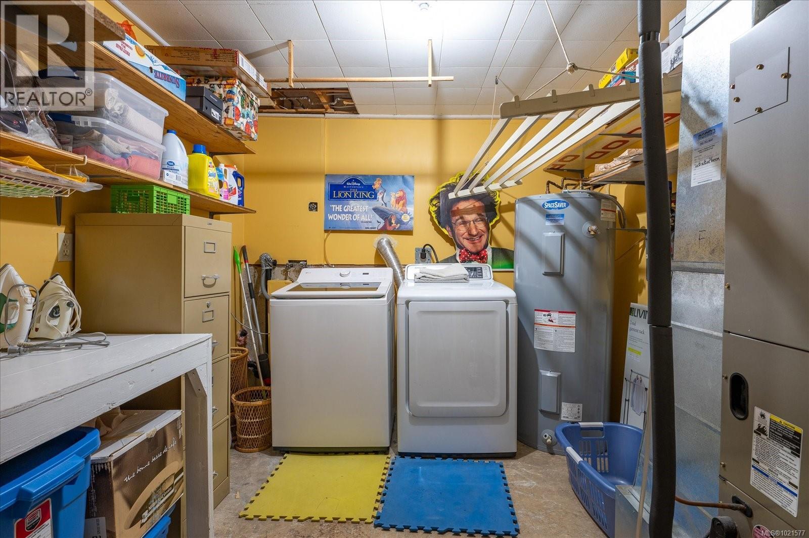 1085 COLLEGE DR - 28