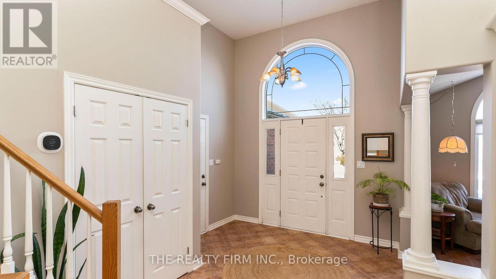 Single Family House for Sale in  LANDON LANE Central Elgin (Belmont) 