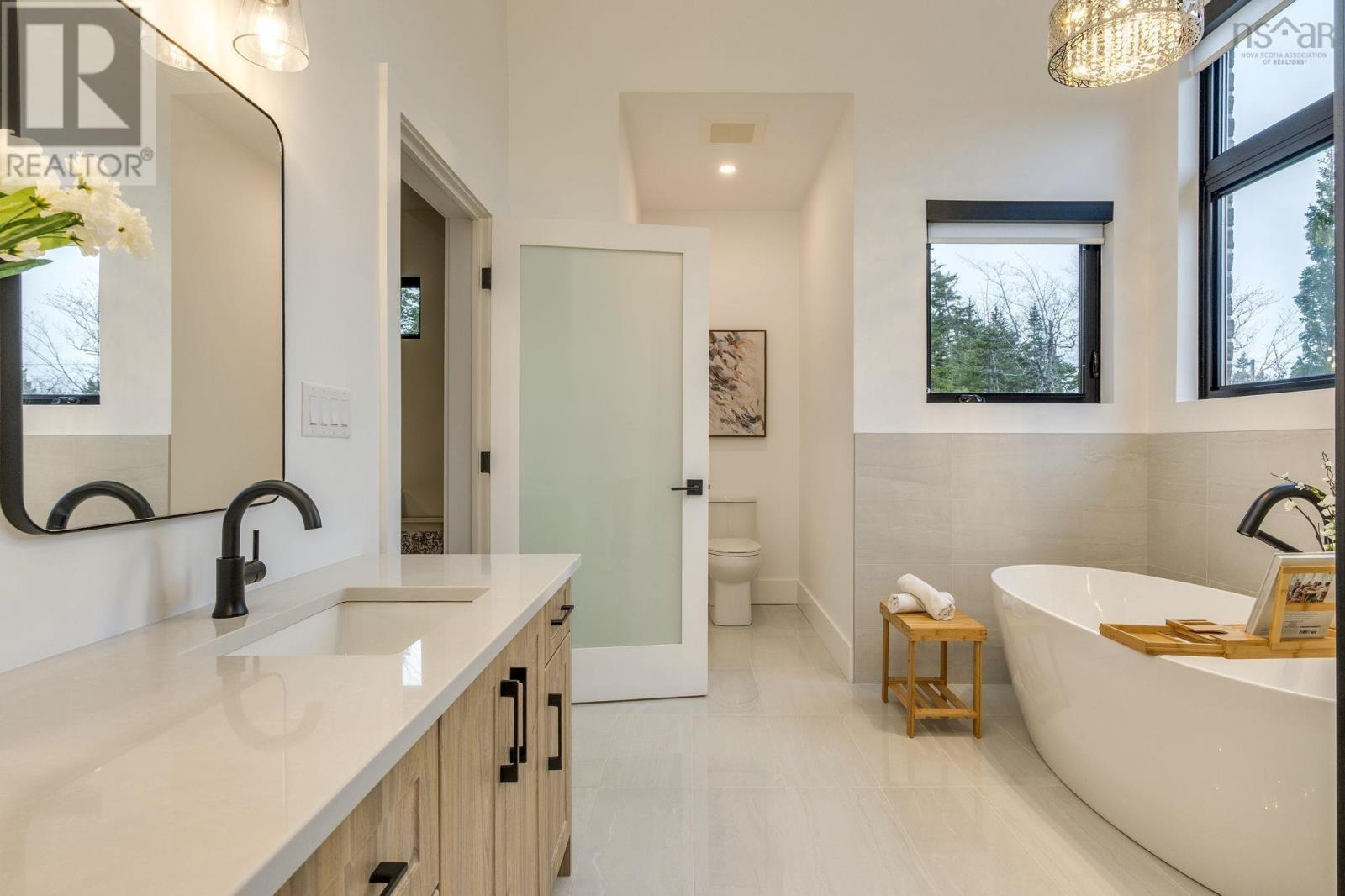 Property 25 of 43 of 64 Shady Vista Drive