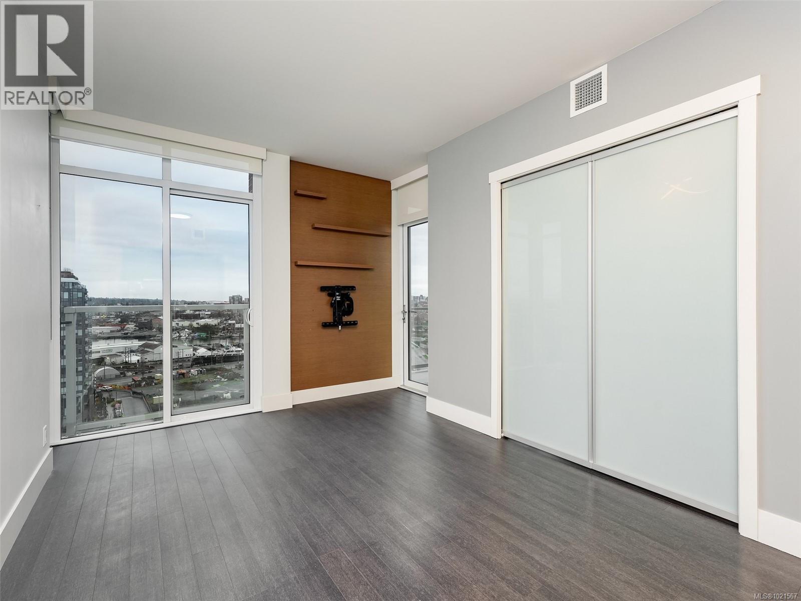 1007 83 Saghalie Road, Victoria