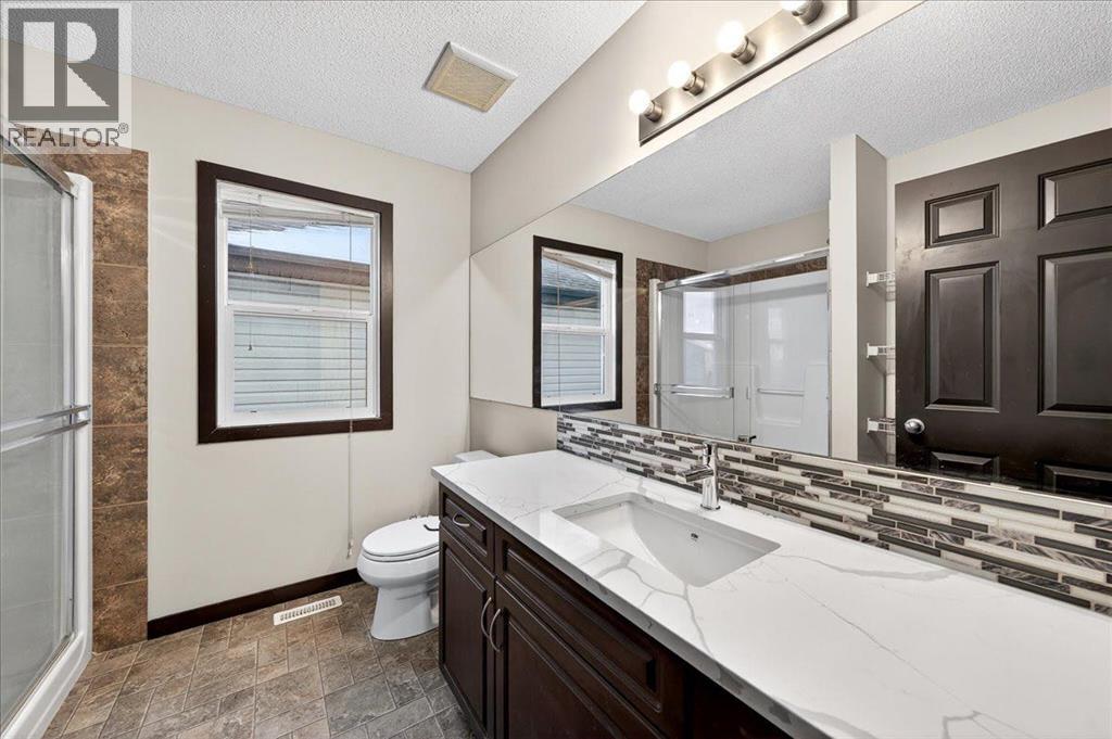 Single Family House for Sale in  Skyview Springs Manor NE Skyview Ranch Calgary 