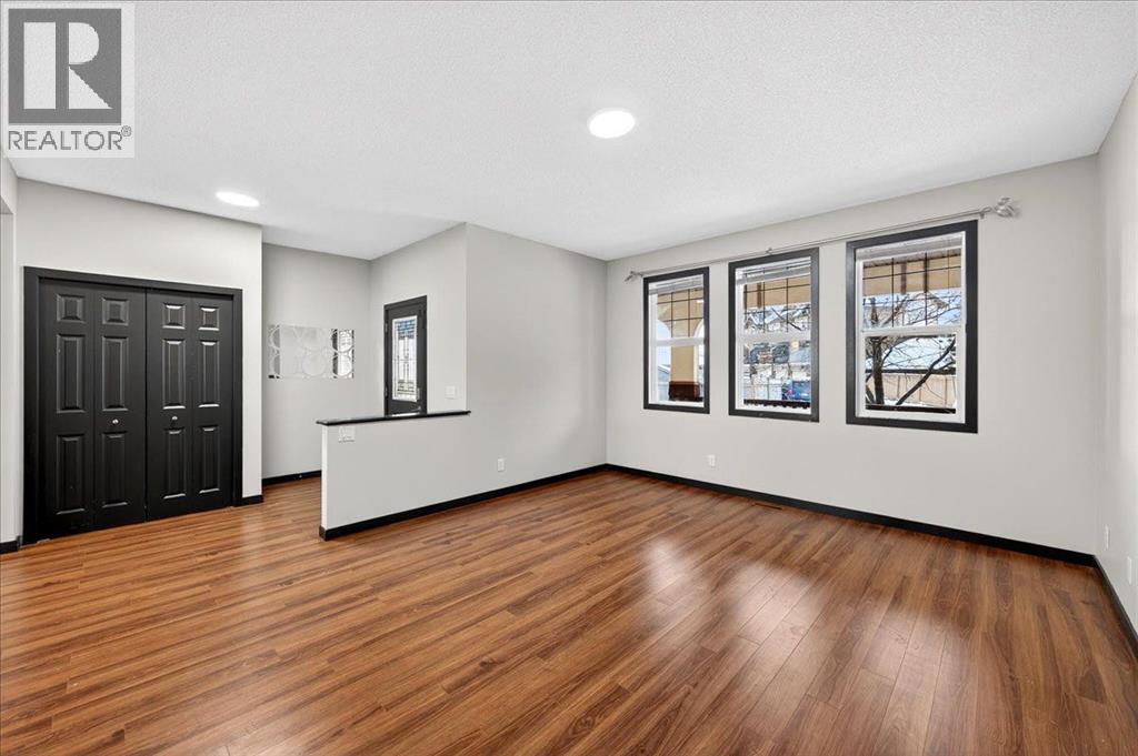 Single Family House for Sale in  Skyview Springs Manor NE Skyview Ranch Calgary 