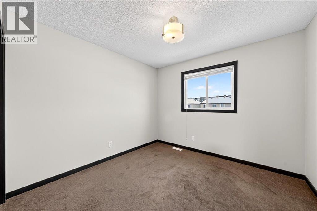 Single Family House for Sale in  Skyview Springs Manor NE Skyview Ranch Calgary 