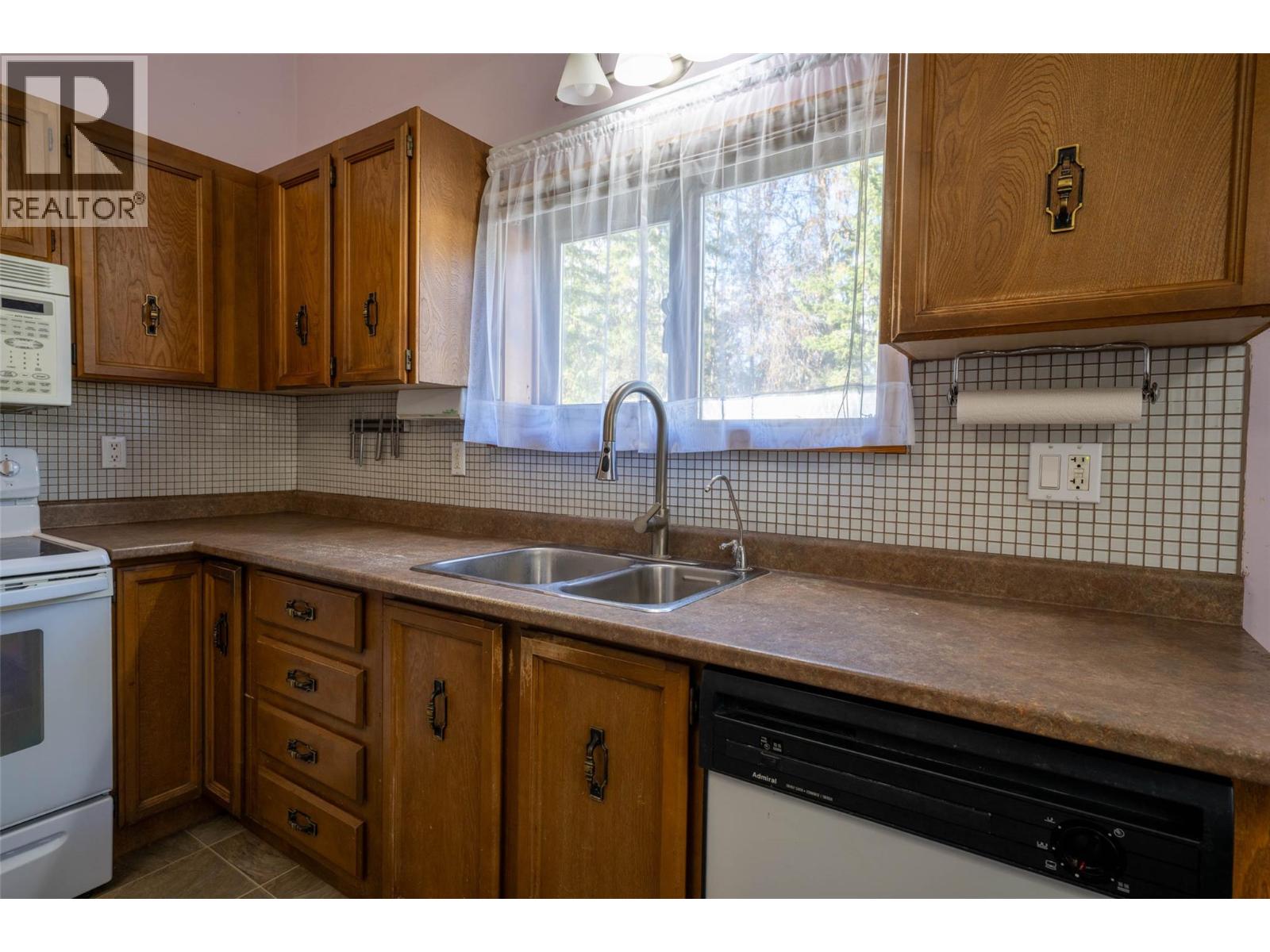  660 Capri Road, Enderby