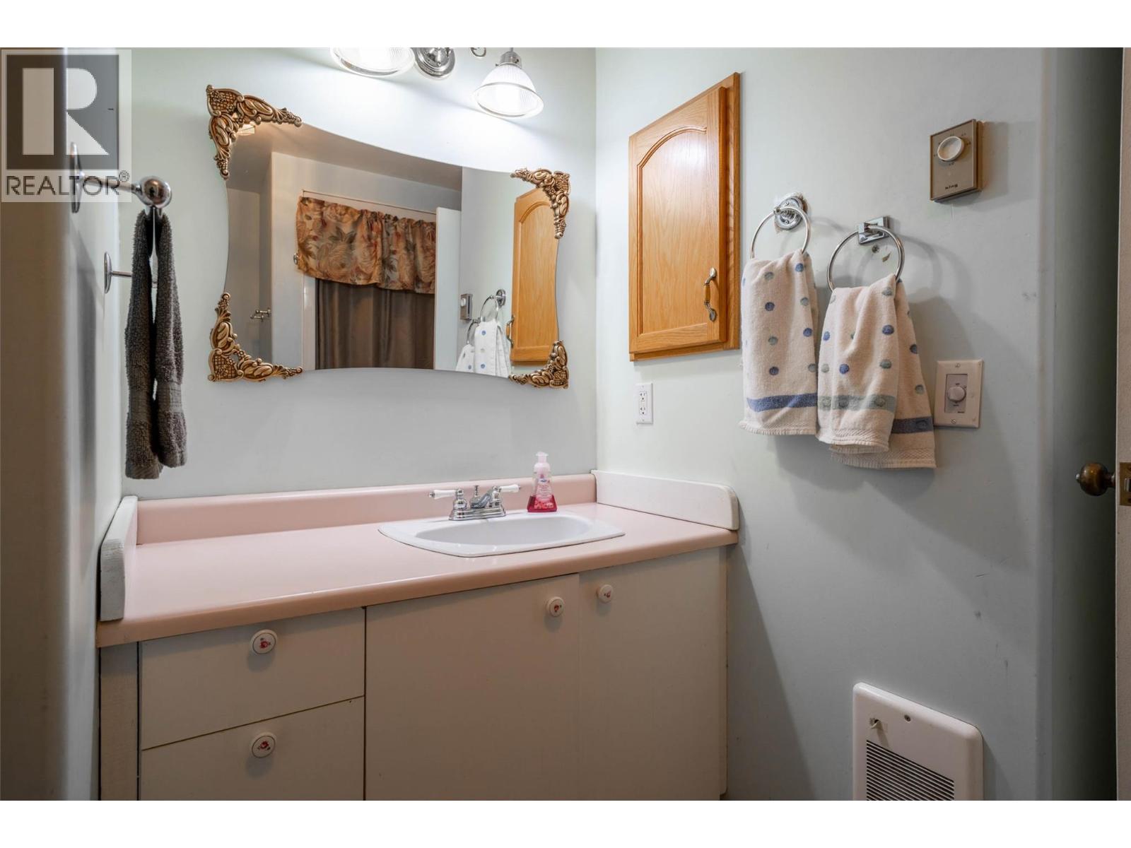  660 Capri Road, Enderby