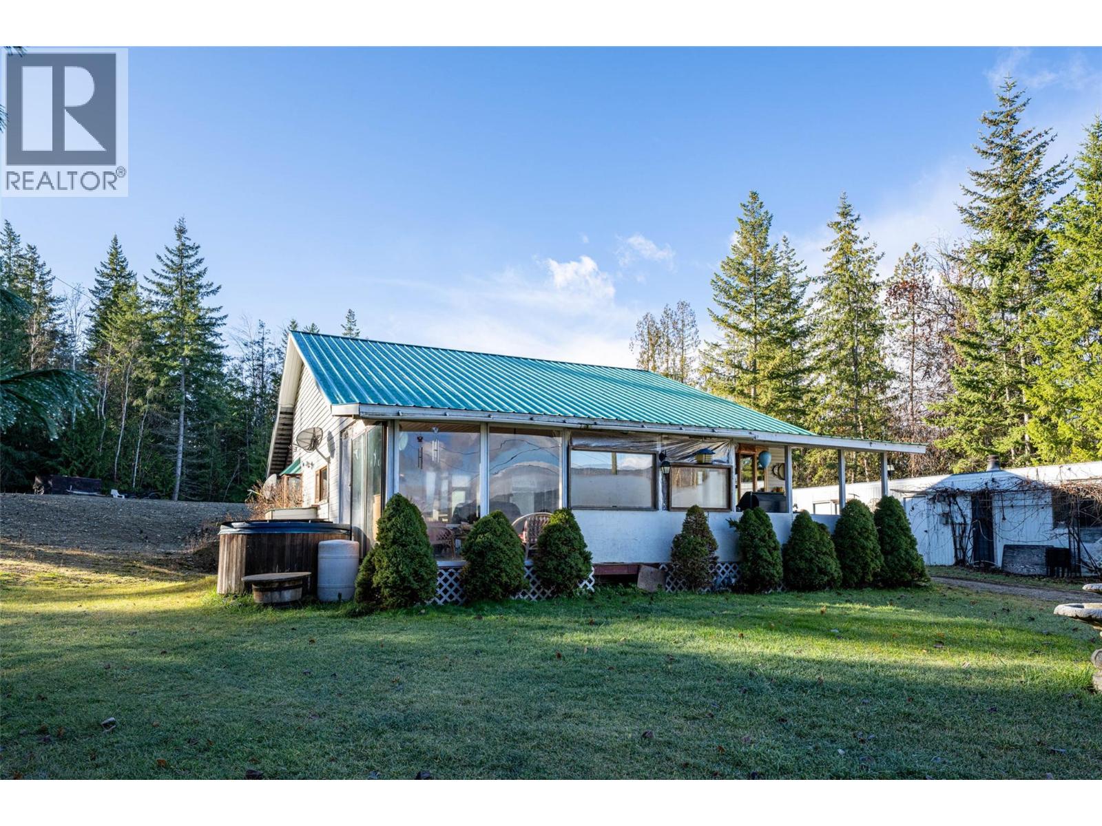  660 Capri Road, Enderby