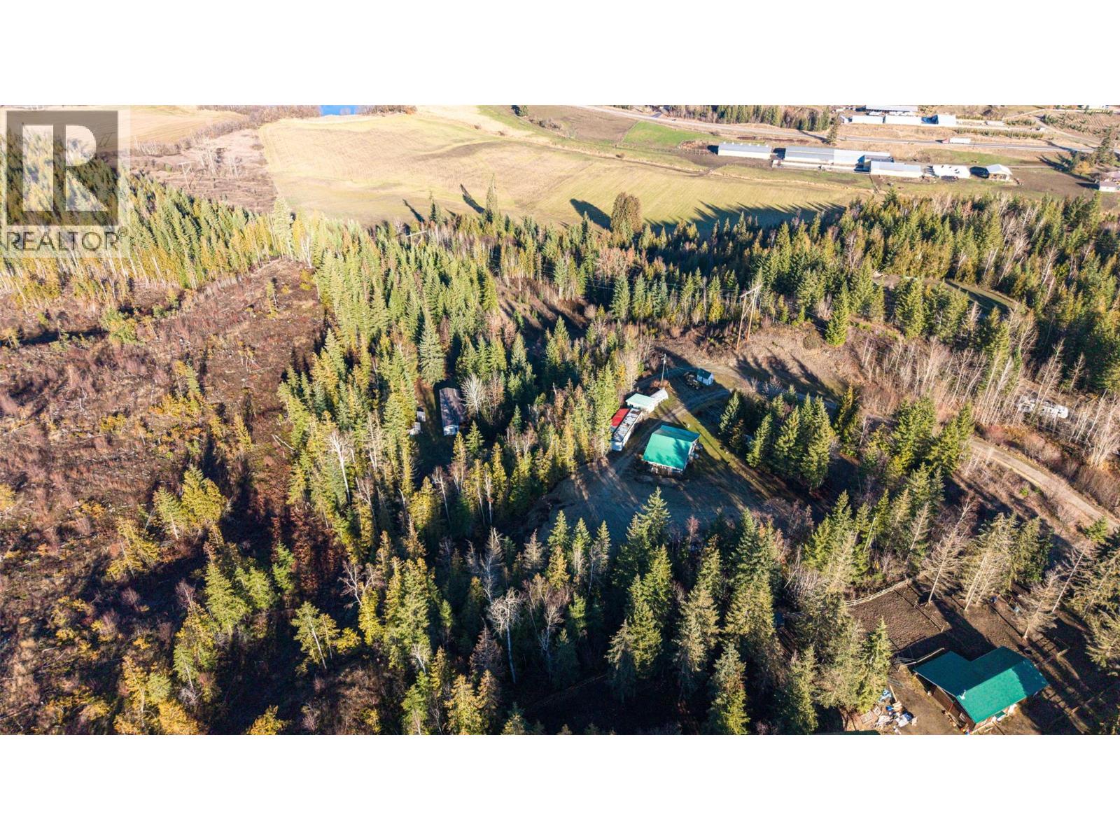  660 Capri Road, Enderby