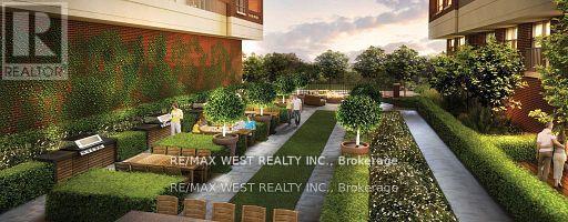 #803 830 LAWRENCE AVENUE - 35