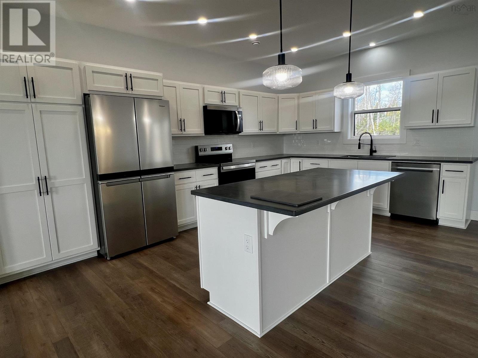 Property 31 of 47 of 34 Centennial Drive