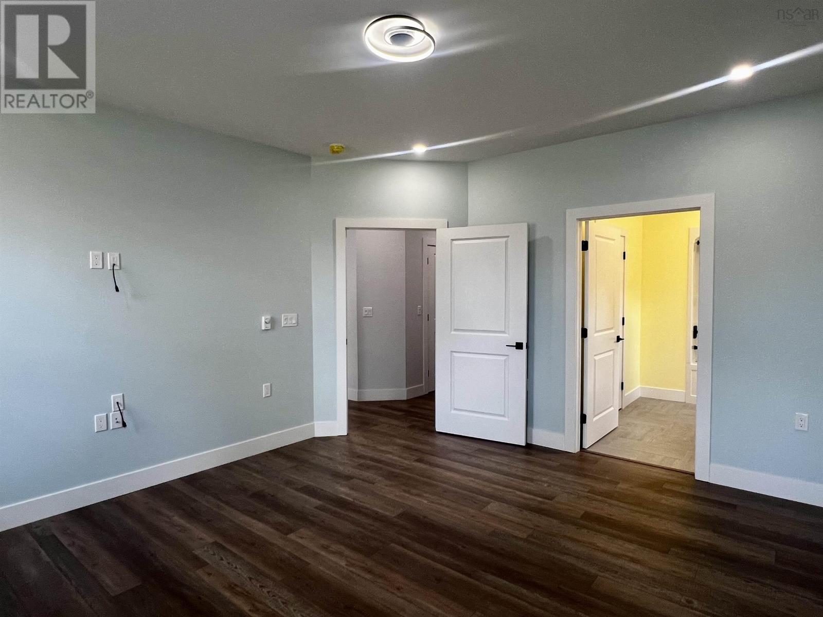 Property 36 of 47 of 34 Centennial Drive