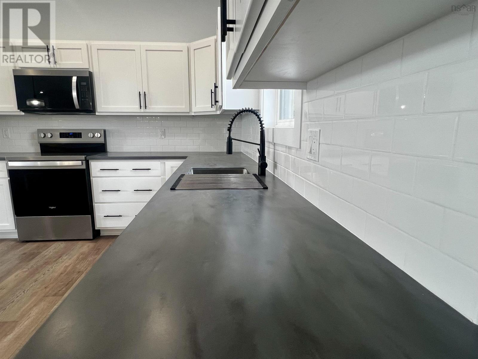 Property 28 of 47 of 34 Centennial Drive