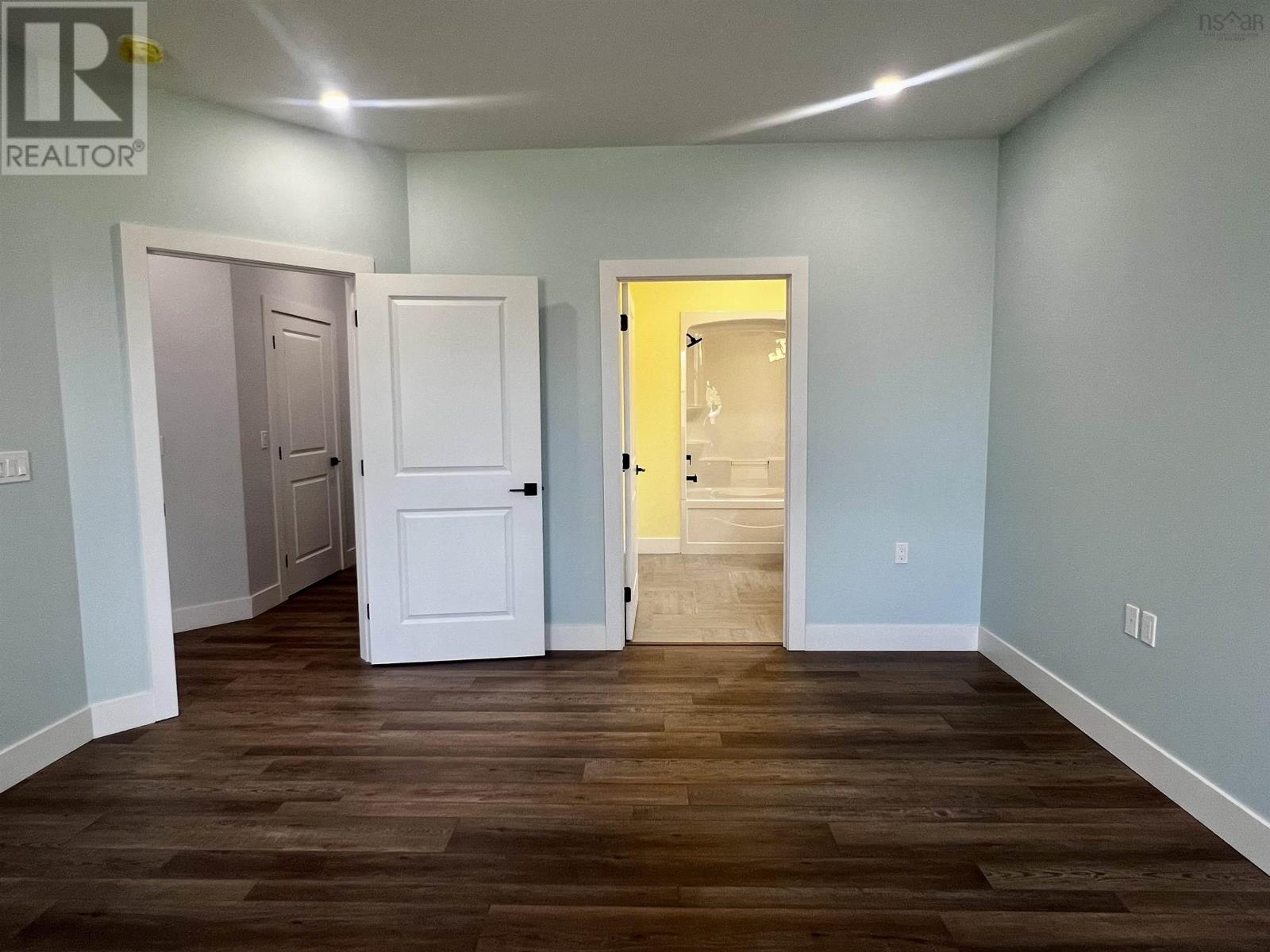 Property 35 of 47 of 34 Centennial Drive