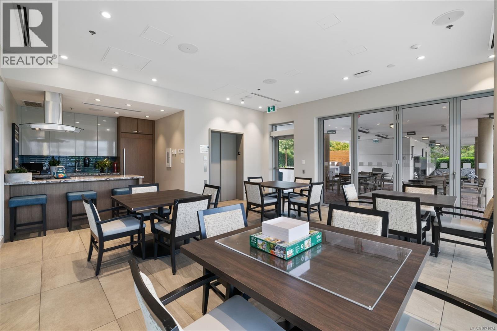 1104 777 Belleville St, Victoria