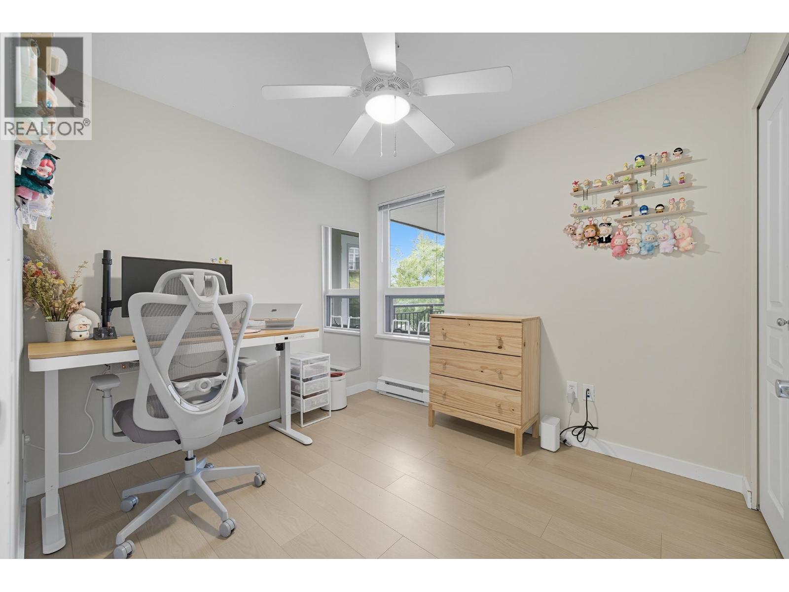 #221-9500 ODLIN Road, Richmond