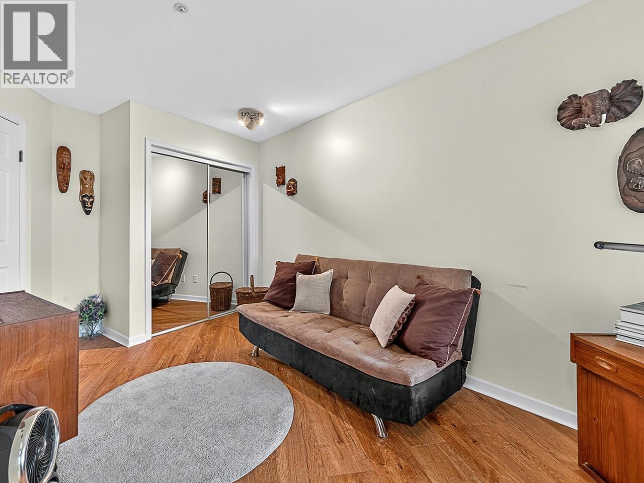 402 68 RICHMOND STREET, New Westminster