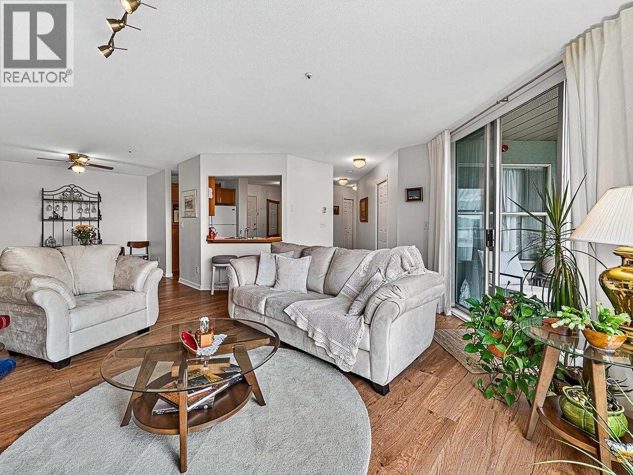 402 68 RICHMOND STREET, New Westminster