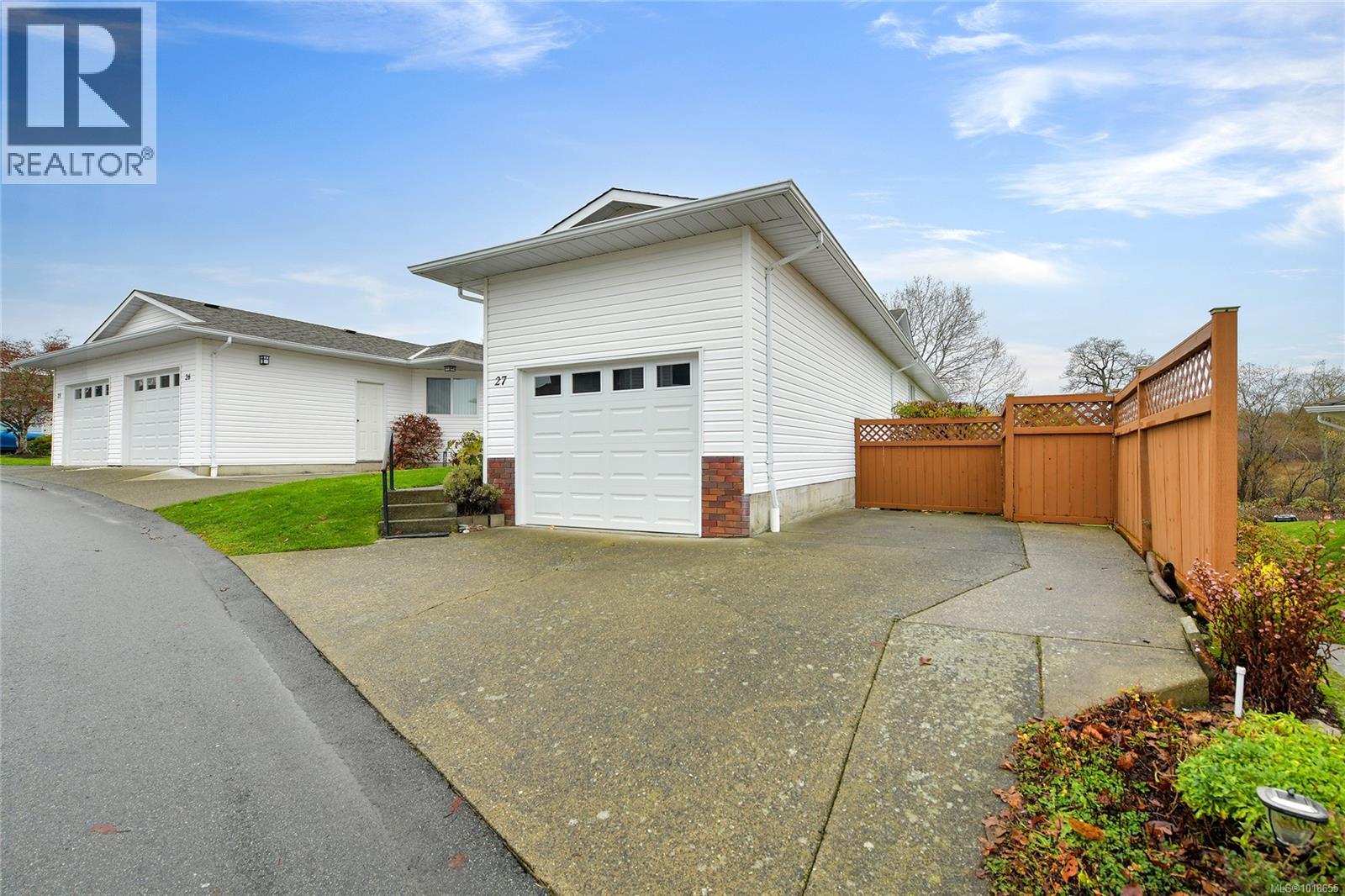 27 4125 INTERURBAN Rd, Saanich