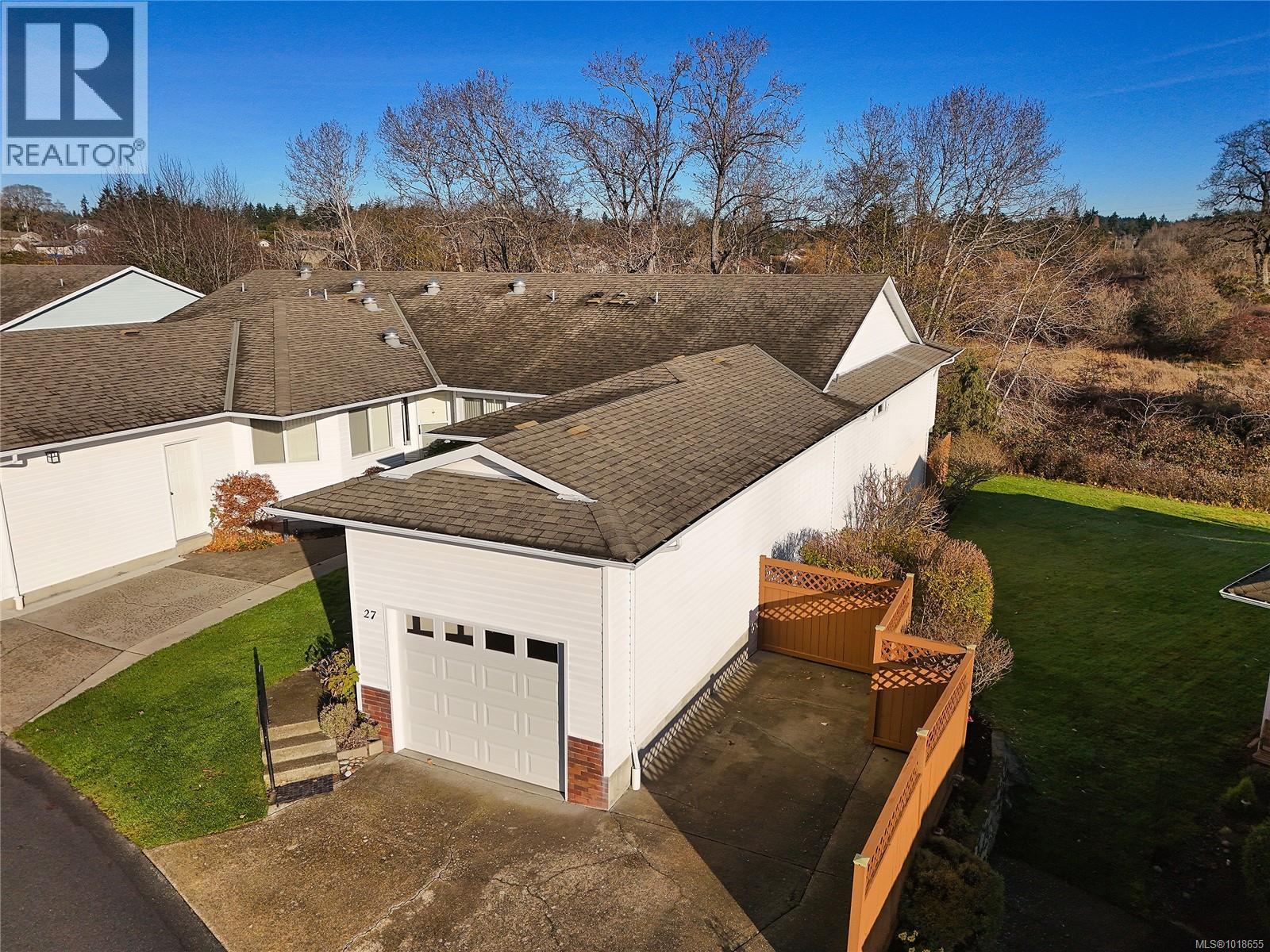 27 4125 INTERURBAN Rd, Saanich